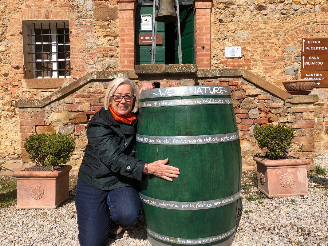 Le botti verdi delle Donne del Vino simbolo di sostenibilità e speranza per tutta Italia marzo 2020